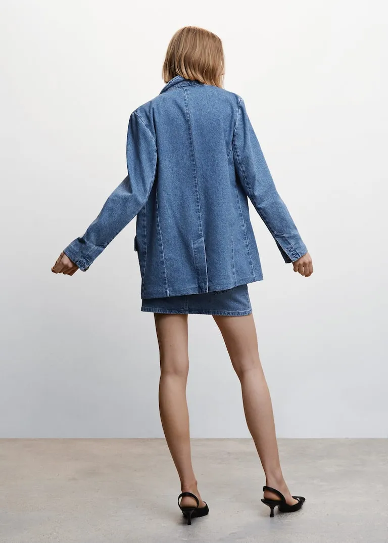 Denim jacket with pockets